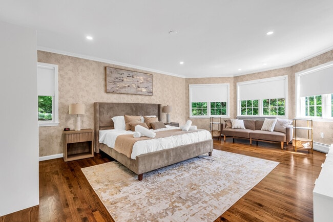 Photo - 7 Pymm Ct Unit ID1328117P