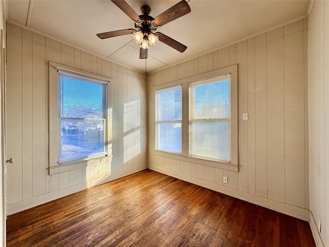 Photo - 1006 Gregg St