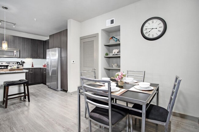 Photo - 976 S Braeswood Blvd Unit SI ID1359161P