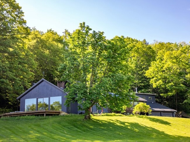 Photo - 110 Geer Mountain Rd