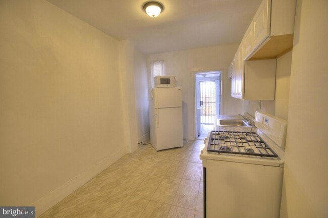 Photo - 2540 Greenmount Ave