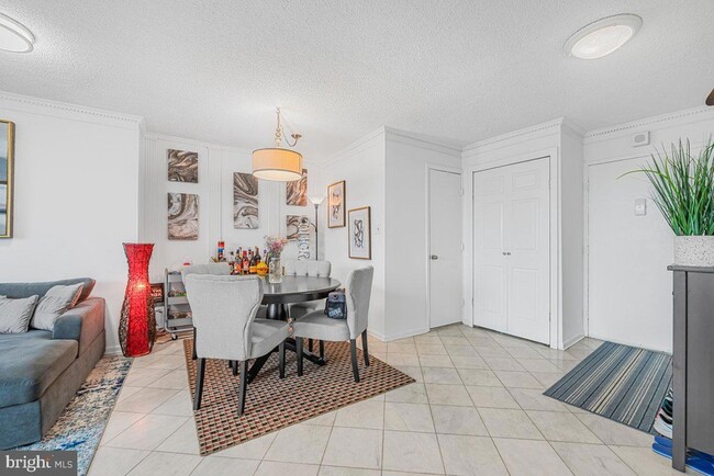 Photo - 1239 Vermont Ave NW Unit 902