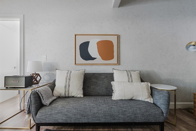 Photo - 715 Everett Ave Unit FL2-ID1764