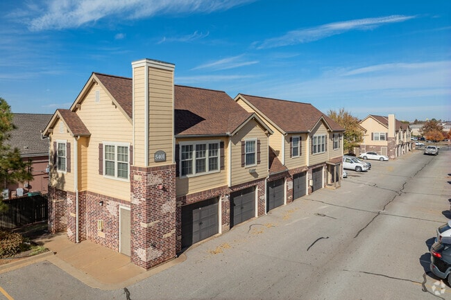 Alternative Exterior - Villas at Canyon Ranch