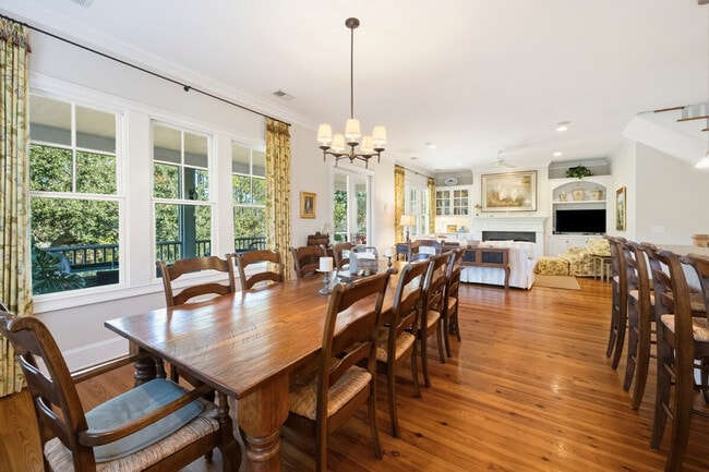 Photo - 190 Whiting Ln Unit SI ID1465810P