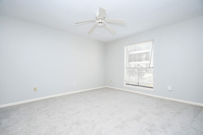 Photo - 8433 Hearth Dr Unit 1