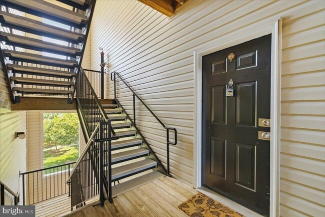 Photo - 21228 McFadden Square Unit 314