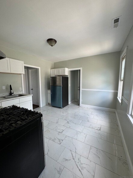 Photo - 63 Lombard St