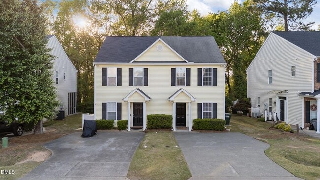 Building Photo - 225 Woodson Dr