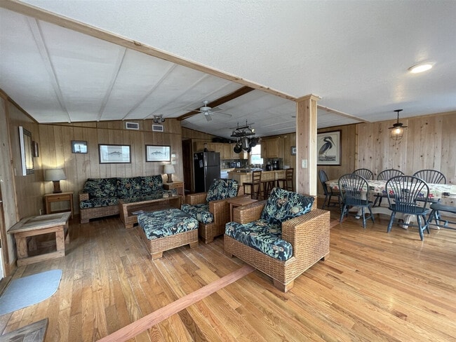 Building Photo - 57144 Lighthouse Rd Unit SI ID1255535P