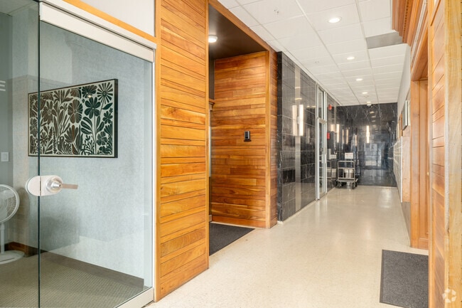 Lobby - Century House