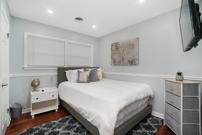 Photo - 7117 N Crawford Ave Unit ID1285067P