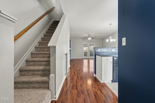 Photo - 233 Woodson Dr