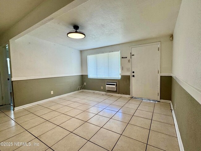 Photo - 1851 Doyon Ct