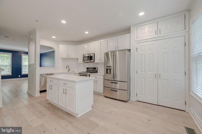 Photo - 329 Helmuth Ln