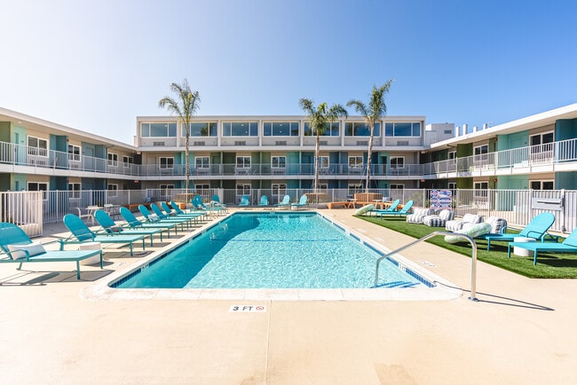 Photo - ArtHaus Jack London