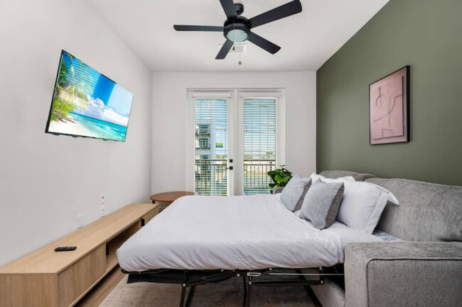 Photo - 1116 Gramercy Ln Unit ID1312611P