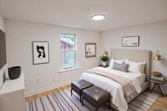 Photo - 30114 Oak St