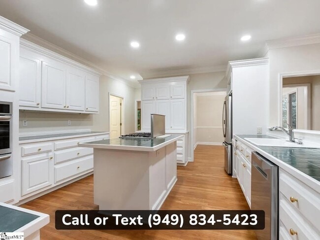 Photo - 900 Neely Farm Dr