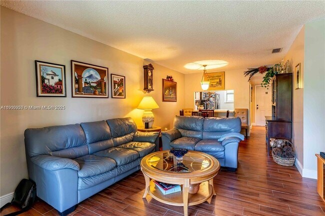 Photo - 15805 W Waterside Cir Unit 201