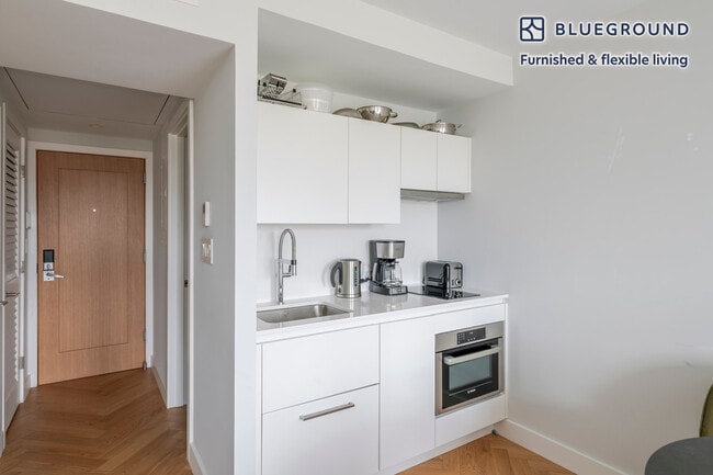 Photo - 12 Commonwealth Ave Unit FL8-ID1256