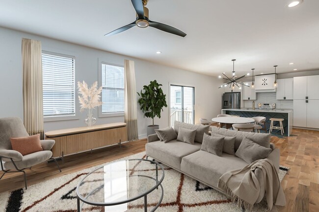 Photo - 1710 Nassau St