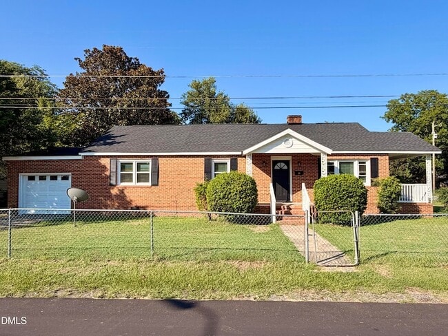 Photo - 1000 E Harnett St