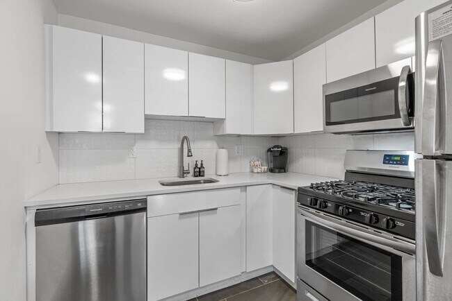 Photo - 1136 Crescent Ave NE Unit FL2-ID1356284P