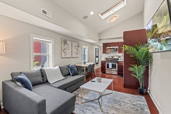 Photo - 606 S 2nd St Unit ID1057050P