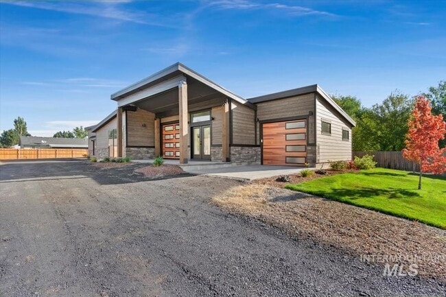 Photo - 362 London St