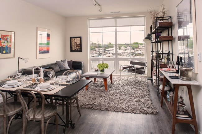 Photo - Iron Works Sono