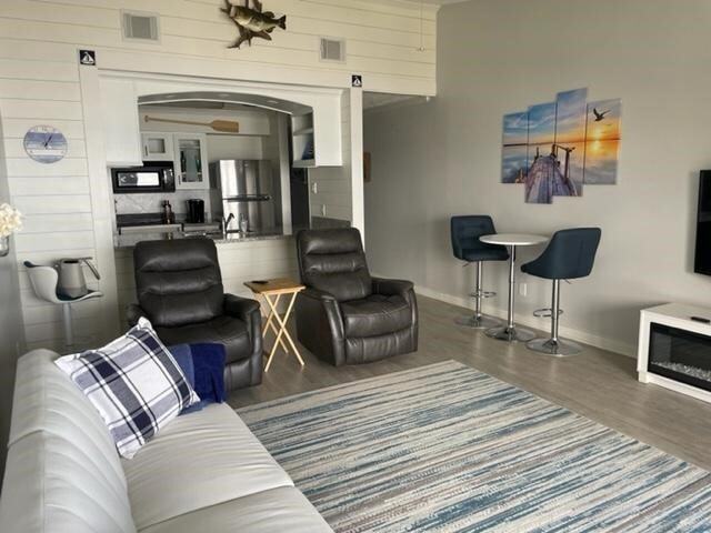 Photo - 801 River Rd Unit 1