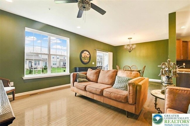 Photo - 4492 Cottonwood Dr