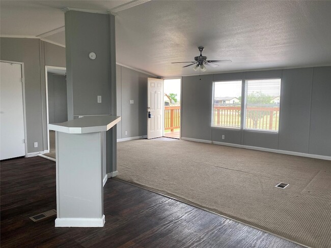 Photo - 110 Thomas Park Dr