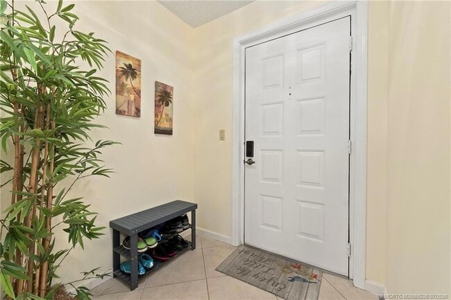 Photo - 3100 SE Pruitt Rd Unit 305