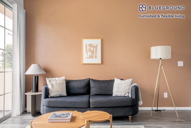 Photo - 114 N Doheny Dr Unit FL4-ID1062