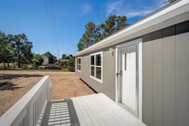 Building Photo - 146 Shadow Oak Dr