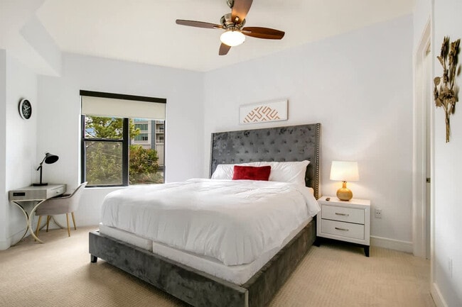 Photo - 101 Bowen St Unit ID1297788P