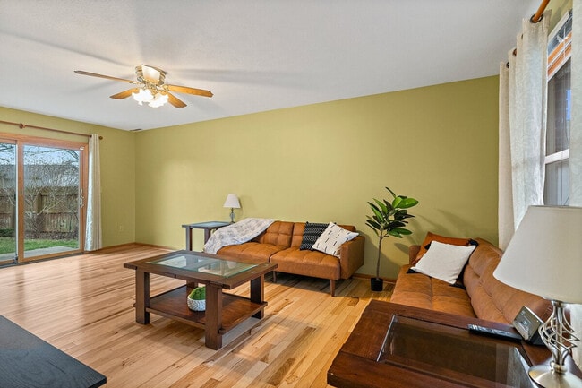 Photo - 2422 Cedar Crest Dr Unit ID1397952P