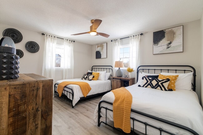 Photo - 308 Denny Cir Unit SI ID1609620P