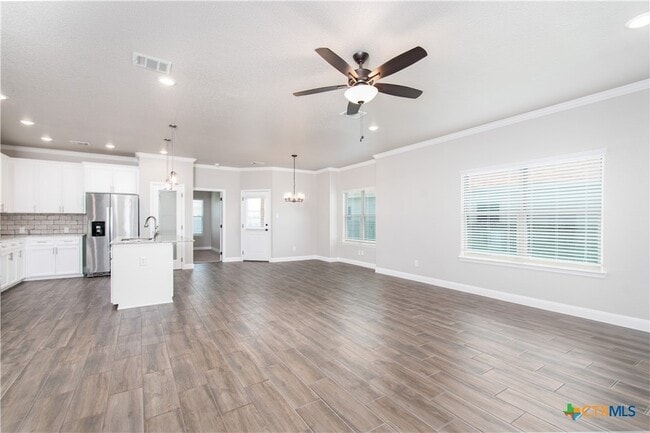 Photo - 7506 Hickman St