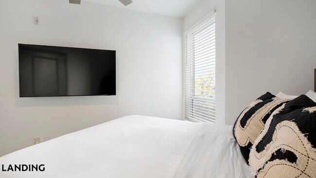 Photo - 1001 S Center St Unit 2215