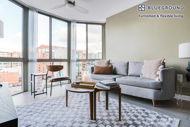 Building Photo - 450 Massachusetts Ave NW Unit FL8-ID1233