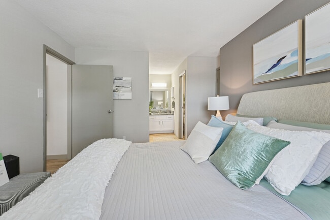 Photo - Magnolia Falls