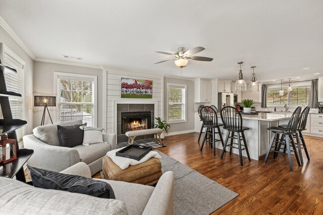 Photo - 473 N Oliver Ave Unit ID1221818P