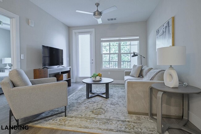 Photo - 3060 Southcreek Blvd Unit 1-303