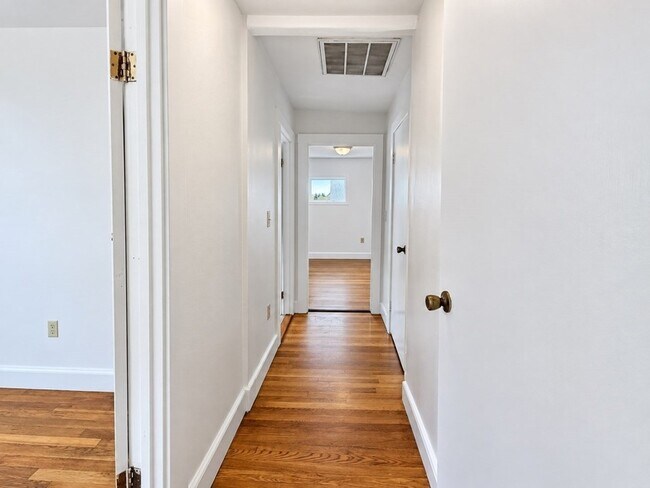 Photo - 163 Union St Unit 2