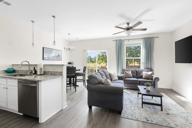 Photo - 739 Jacobs Millpond Rd Unit ID1340517P