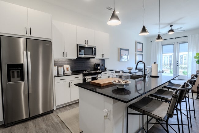 Building Photo - The Josephine