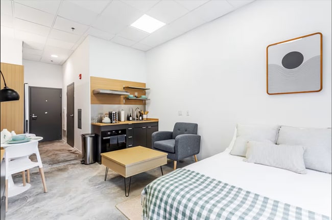 Photo - 275 Research Pkwy - Encore Apartments